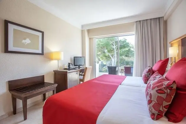 Tek Büyük Yataklı Oda, Balkon, Dağ Manzaralı