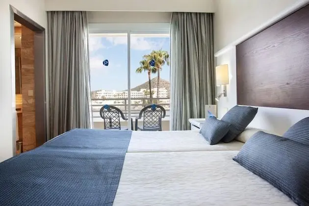 Büyük Yataklı Tek Kişilik Oda, Balkon, Göl Manzaralı