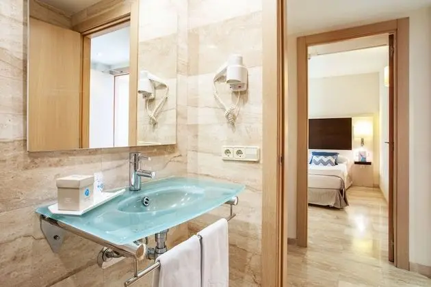 Apart Daire, 1 Yatak Odası, Teras, Deniz Manzaralı (2 Adults + 1 Child)