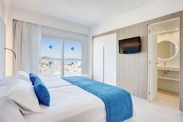 Tek Büyük Yataklı Oda, Balkon, Deniz Manzaralı