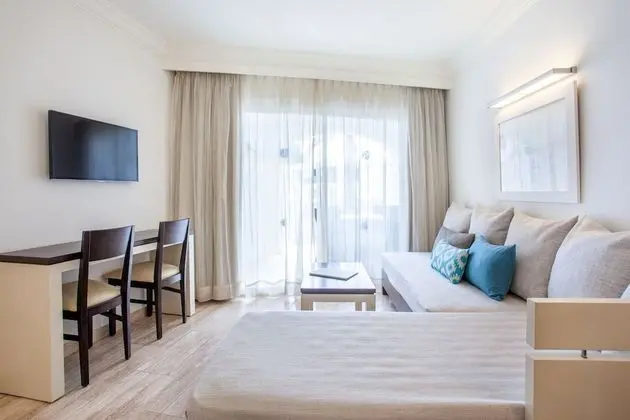 Apart Daire, 1 Yatak Odası, Balkon, Bahçe Manzaralı (2 adults + 2 children)