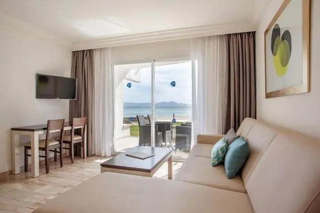 Büyük Yataklı Tek Kişilik Oda, Balkon, Deniz Manzaralı