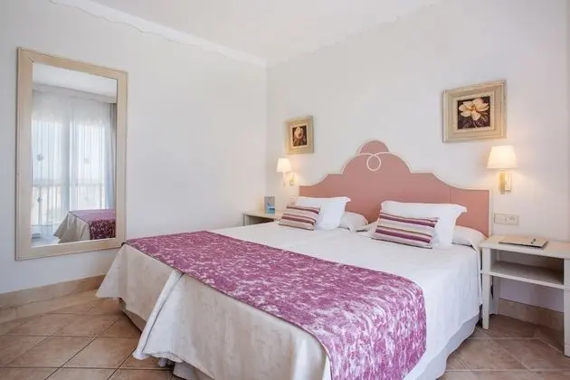 Süit, Balkon, Bahçe Manzaralı (2 adults + 2 children)