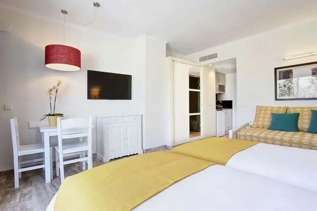 Stüdyo, Balkon
