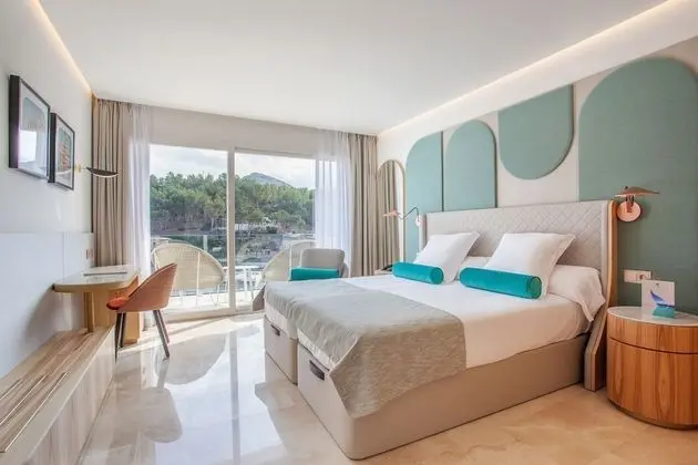 Büyük Yataklı Tek Kişilik Oda, Balkon, Deniz Manzaralı