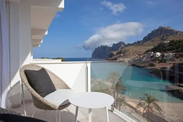 Büyük Yataklı Tek Kişilik Oda, Balkon, Deniz Manzaralı