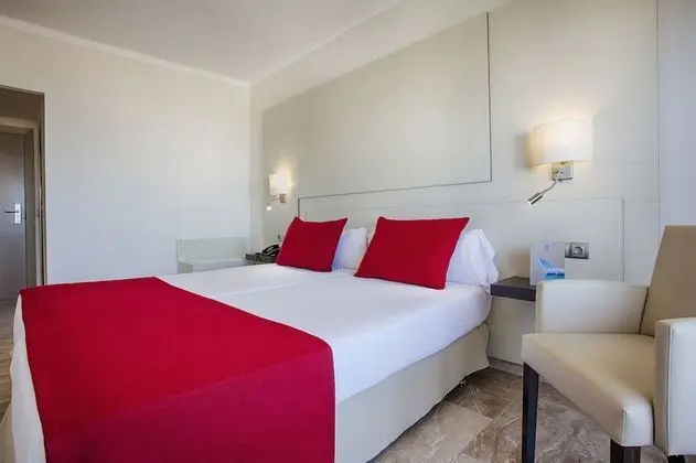 Büyük Yataklı Tek Kişilik Oda, Balkon, Deniz Manzaralı