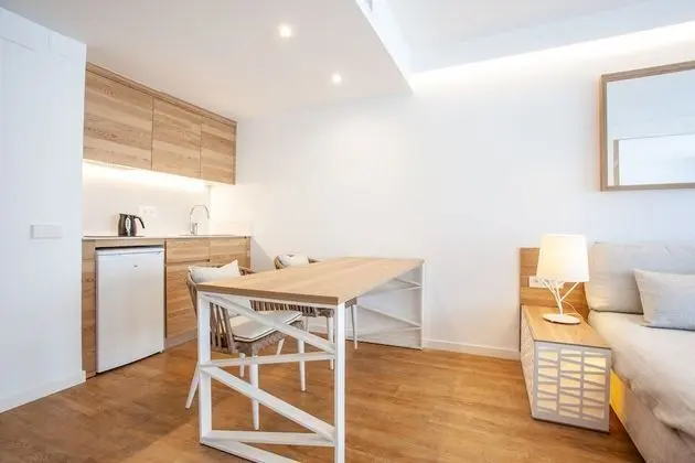 Apart Daire, 1 Yatak Odası, Balkon, Kısmi Deniz Manzaralı (2 Adults + 2 Children)