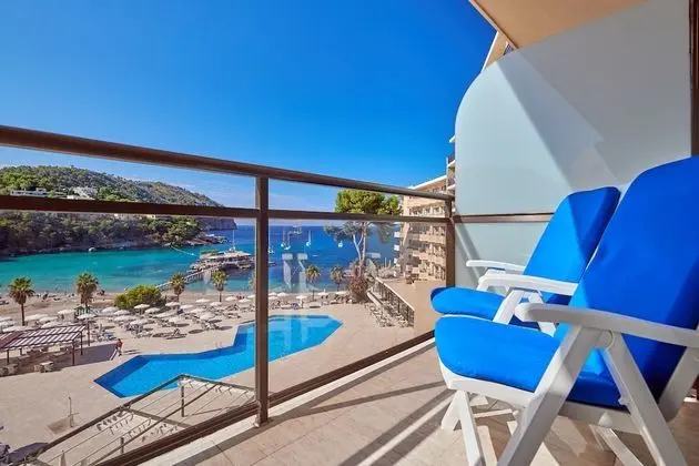 Büyük Yataklı Tek Kişilik Oda, Balkon, Deniz Manzaralı