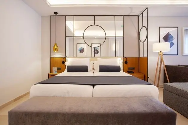 Junior Süit, Havuz Manzaralı (Single use)