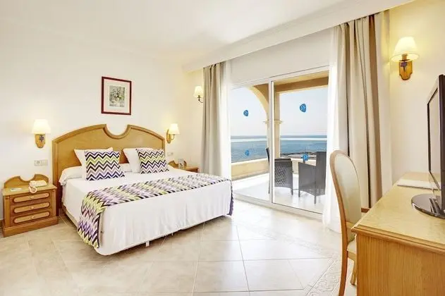 Standard Tek Büyük Yataklı Oda, Balkon, Deniz Manzaralı