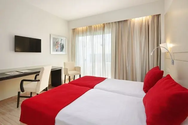 Tek Büyük Yataklı Oda, Balkon (2 adults + 1 child)