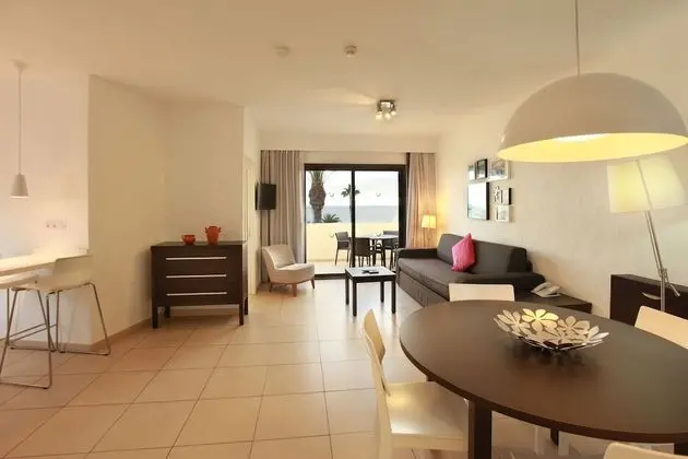 Apart Daire, 2 Yatak Odası, Kısmi Deniz Manzaralı (3 adults and 2 children)