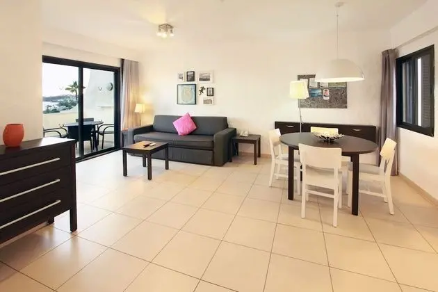 Apart Daire, 2 Yatak Odası, Kısmi Deniz Manzaralı