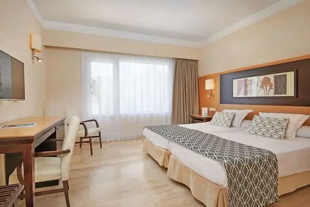 Tek Büyük Yataklı Oda, Balkon
