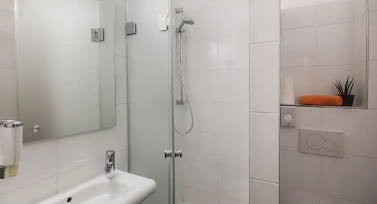 Standard Tek Büyük veya İki Ayrı Yataklı Oda
