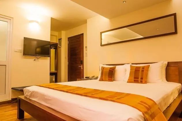 Deluxe Oda, 1 Büyük (Queen) Boy Yatak