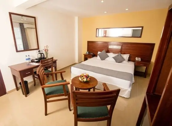 Deluxe Oda, 1 Büyük (Queen) Boy Yatak