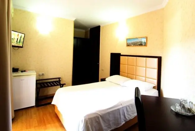 Tek Büyük Yataklı Oda, Şehir Manzaralı