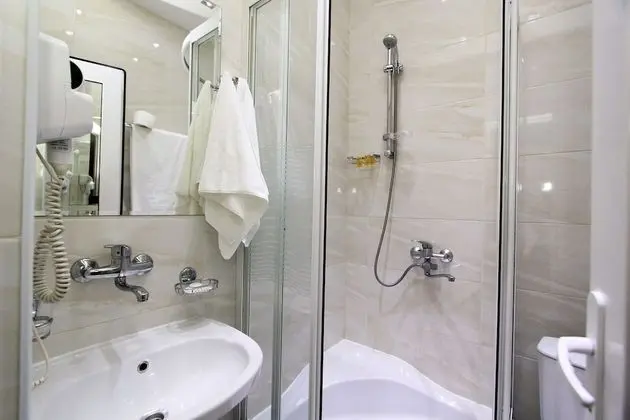 Tek Büyük Yataklı Oda, Şehir Manzaralı