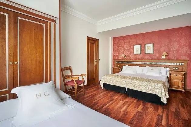Tek Büyük Yataklı Oda (with extra bed)