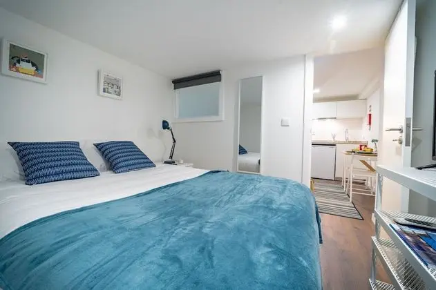 Çatı Katı (Loft) (I)