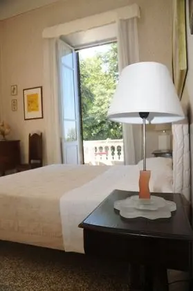 Deluxe Tek Büyük Yataklı Oda, Balkon