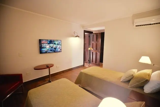 Deluxe Tek Büyük veya İki Ayrı Yataklı Oda