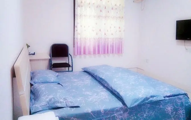 Comfort Tek Büyük Yataklı Oda