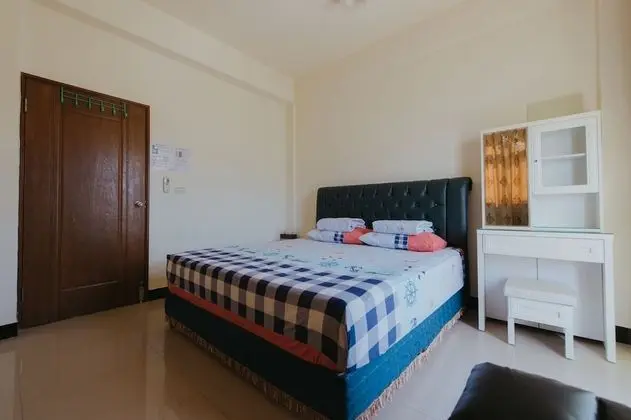 Deluxe Üç Kişilik Oda, Balkon, Avlu