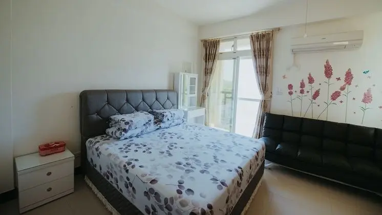 Deluxe Üç Kişilik Oda, Balkon, Avlu