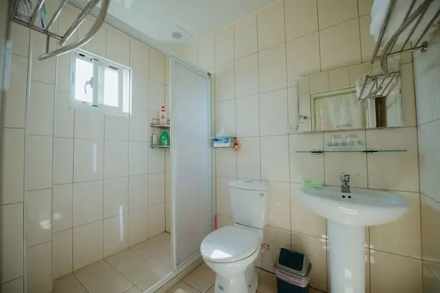 Deluxe Üç Kişilik Oda, Balkon, Avlu