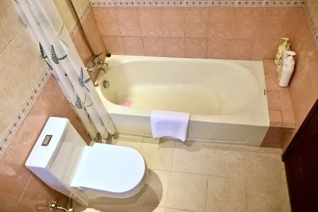 Family Süit, 3 Yatak Odası, 2 Banyolu, Avlu Manzaralı