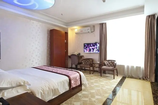 Deluxe Tek Büyük Yataklı Oda