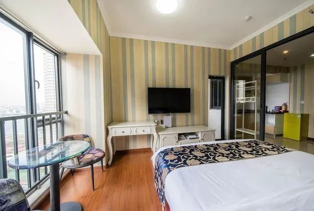 Deluxe Tek Büyük Yataklı Oda
