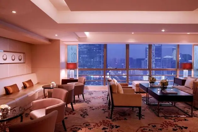 Executive Oda, 2 Çift Kişilik Yatak, Sigara İçilebilir, Şehir Manzaralı