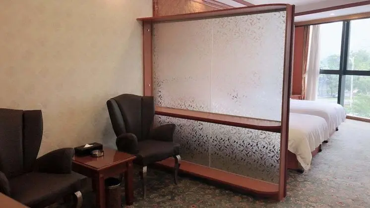 Luxury İki Ayrı Yataklı Oda