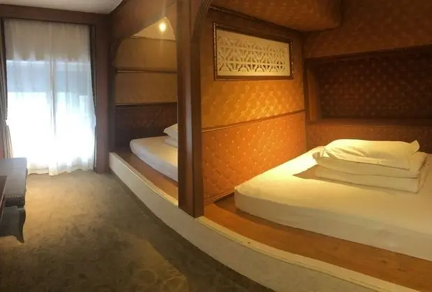 Signature İki Ayrı Yataklı Oda