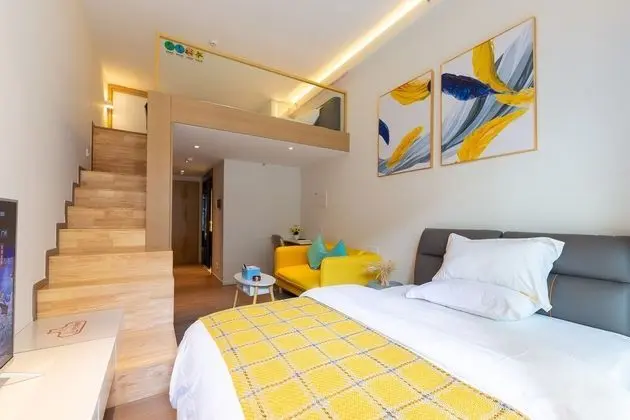 City Çatı Katı (Loft), 2 Büyük (Queen) Boy Yatak
