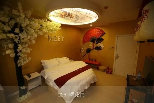 Classic Oda (Round Bed)