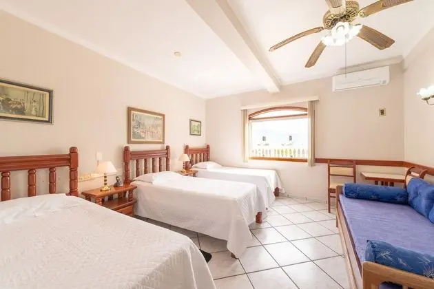 Quarto Triplo Standard