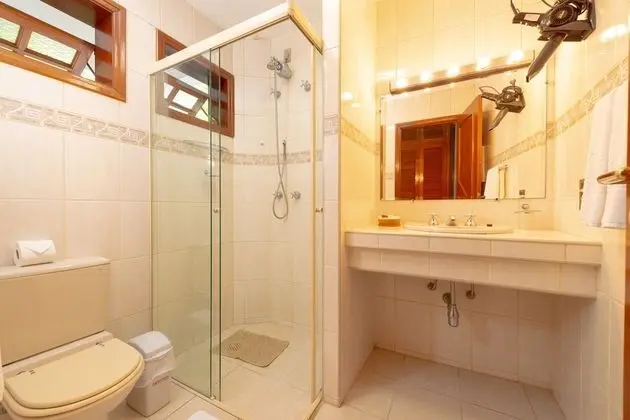 Quarto Triplo Standard