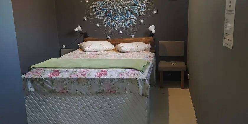 Basic Tek Büyük Yataklı Oda