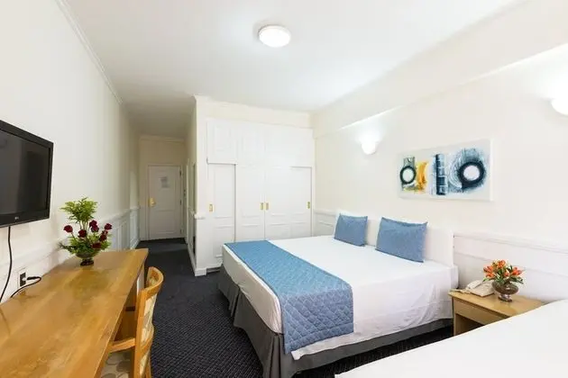 Quarto Triplo Luxo Interno