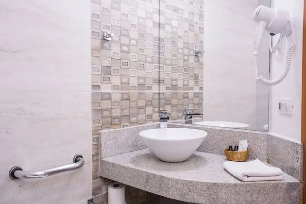 Superior Tek Büyük Yataklı Oda