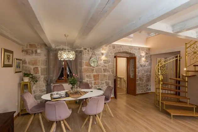 Traditional Villa, 2 Yatak Odası, Bahçe Manzaralı