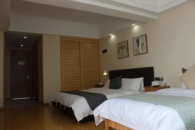Deluxe Üç Kişilik Oda