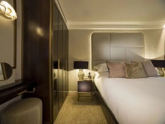 The Horsbrugh Two Bedroom Residence