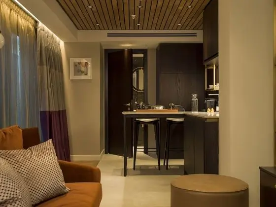 The Horsbrugh Two Bedroom Residence