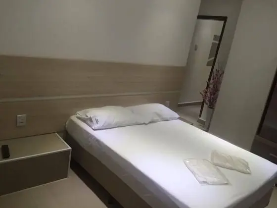 Üç Kişilik Oda